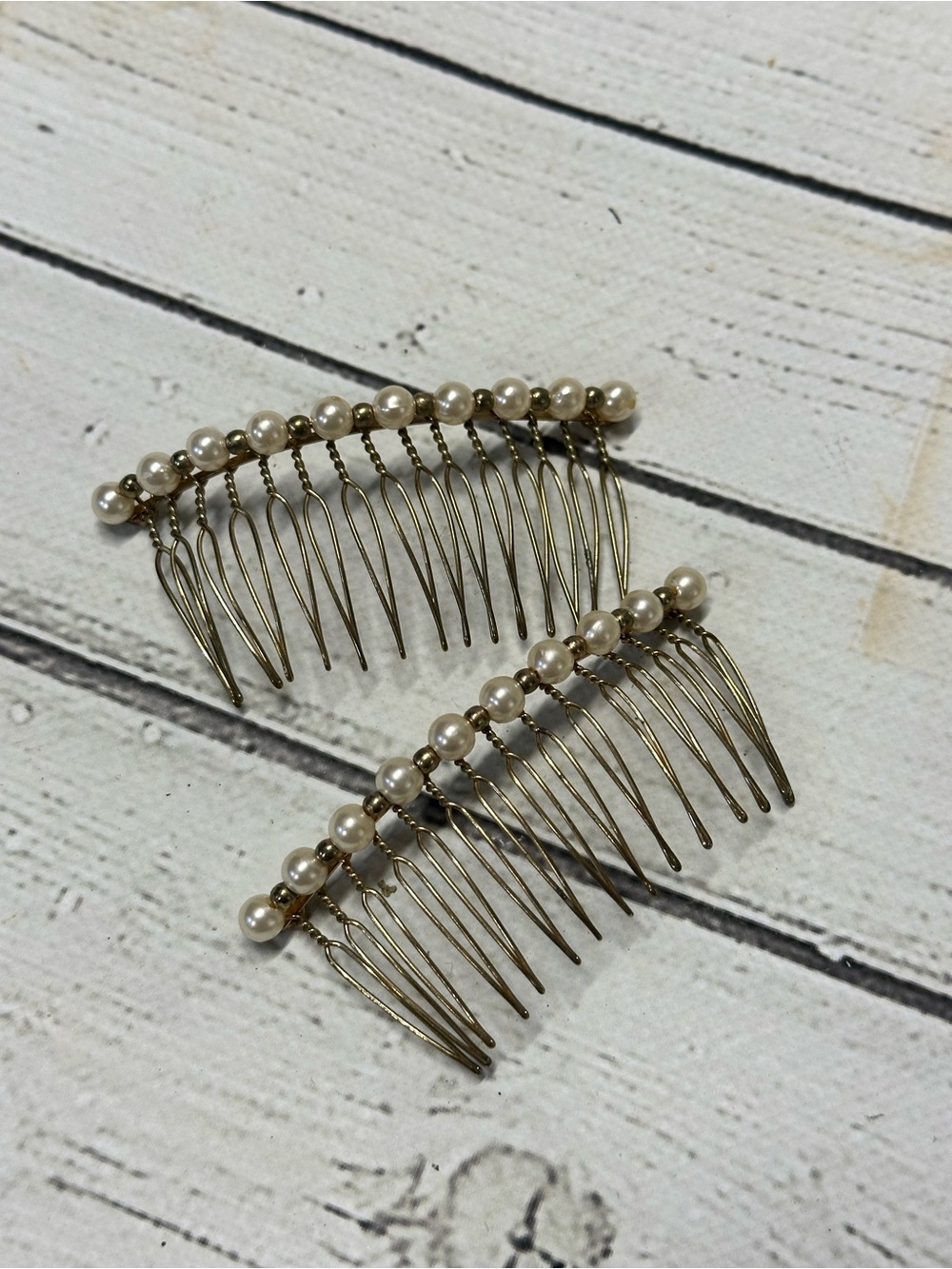 Vintage Pearl Hair Combs Set Gold Tone Faux Pearl Bridal Prom Y2K - Ivory Classy